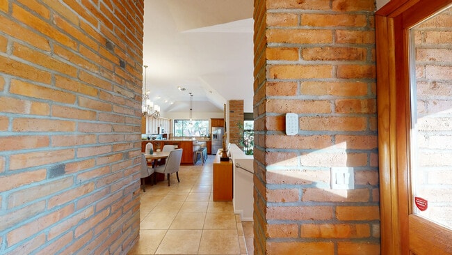 6300 E Via de La Yerba, Tucson, AZ 85750 - photo 3