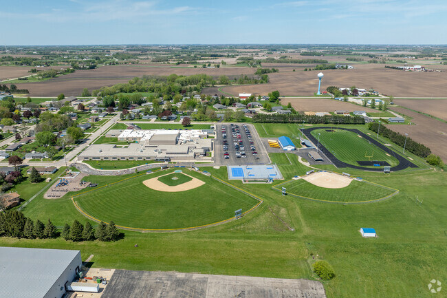 Parents in Randolph, WI can send their children to Randolph Elementary School.