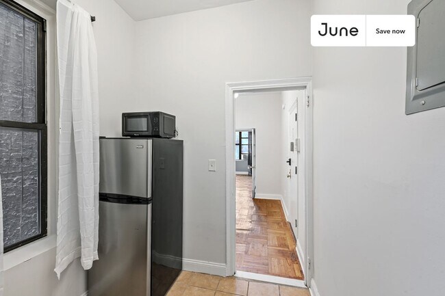 715 E 5th St unit 1-B, New York, NY 10009 - photo 7