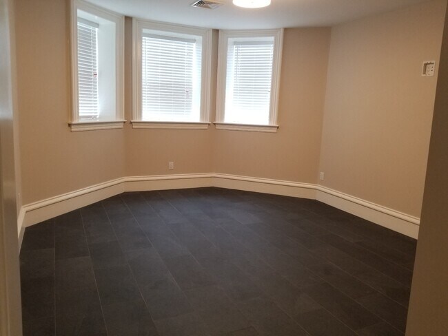 11 Alton Plaza unit 1, Brookline, MA 02446 - photo 4