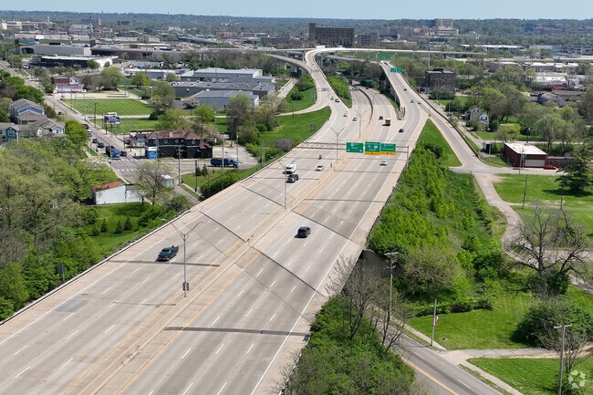 Easy access for Miami Chapel commuters  to Dayton and surrounding areas via Route 35.