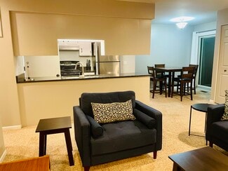 1734 Valleywood Ct Unit 4, Portage, MI 49024