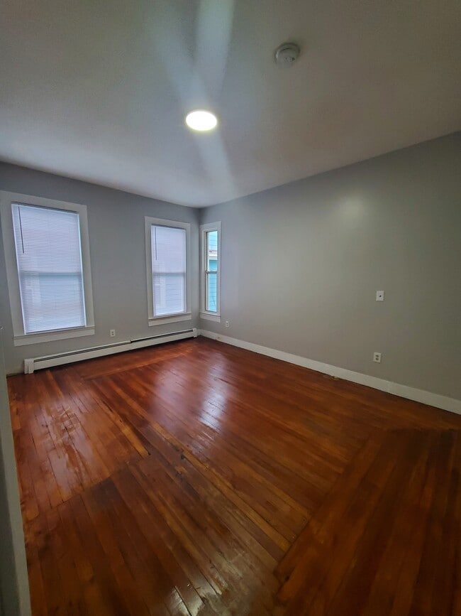 314 Howard Ave unit 2, New Haven, CT 06519 - photo 5