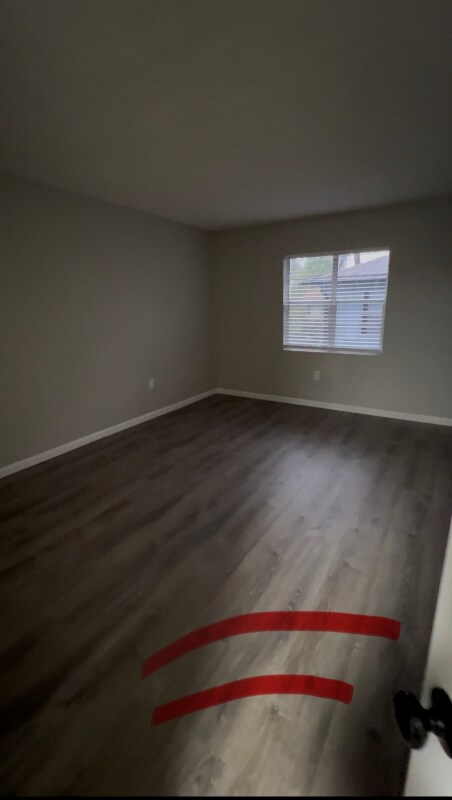 9208 N Connechusett Rd unit D, Tampa, FL 33617 - photo 6