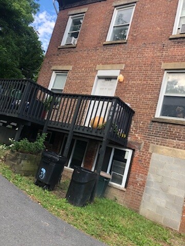 1089 River Rd Unit 1, New Windsor Township, NY 12553