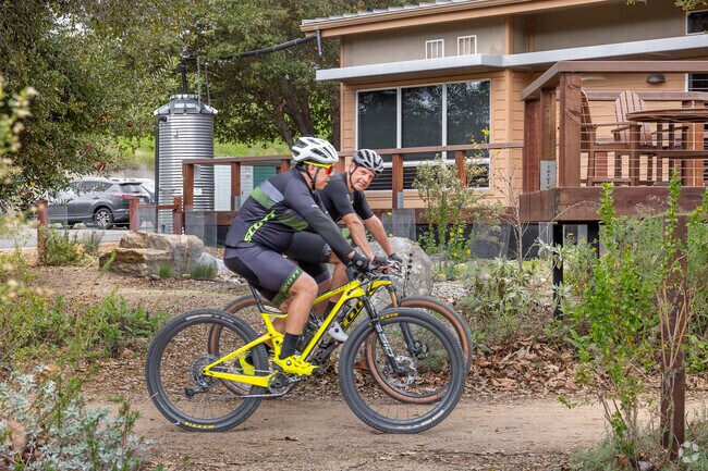 Visitors to nearby parks can explore lush oak woodlands, coastal sage scrub, and vibrant wildflowers, creating a peaceful escape in the heart of Orange County.