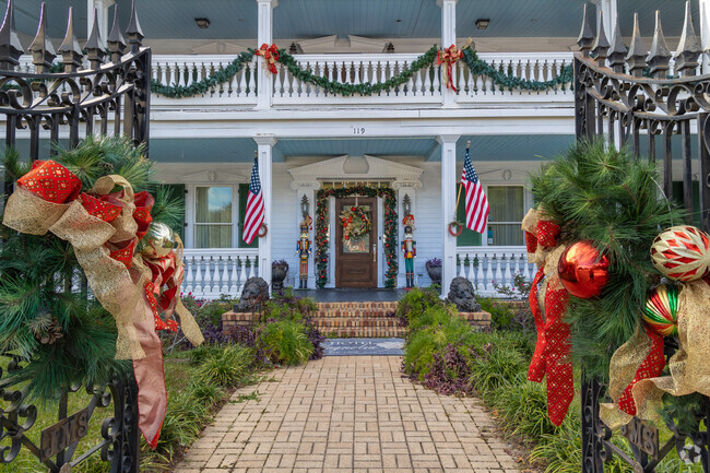 Foley is a city rich in history and beauty, past meets present at Hotel Magnolia.