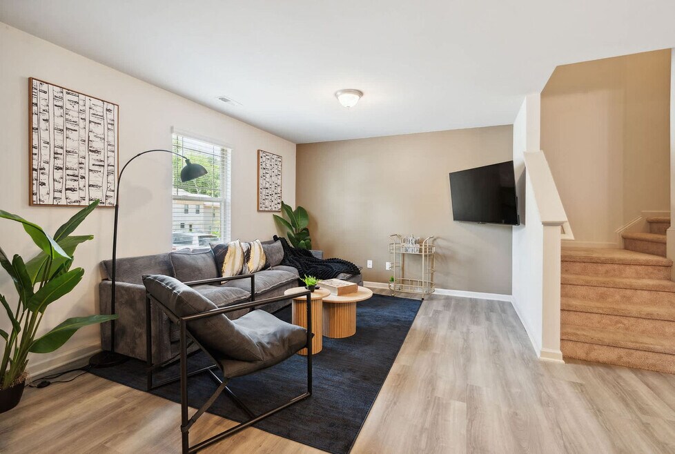 219 Socket St unit ID1284654P, Raleigh, NC 27606 - photo 1