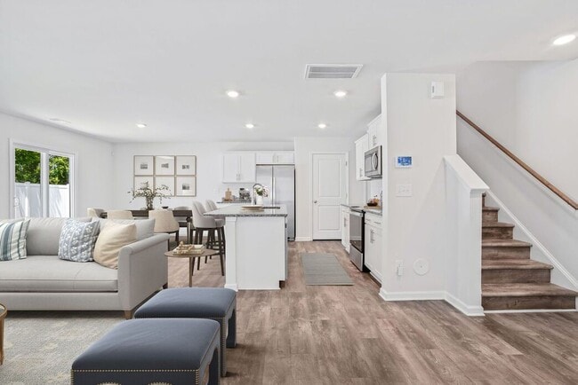 2006 Ryker Davis Ln, Charlotte, NC 28269 - photo 3