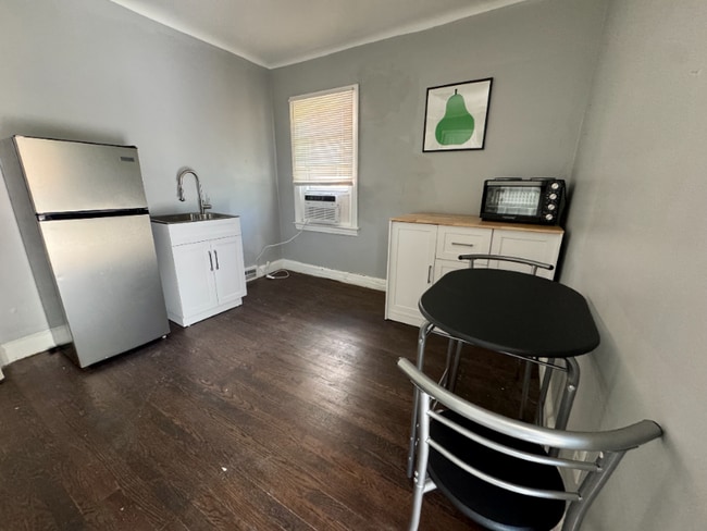 5284 Devonshire Rd, Detroit, MI 48224 - photo 5