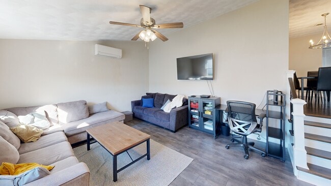 1429 Baychester Ave, Norfolk, VA 23503 - photo 2