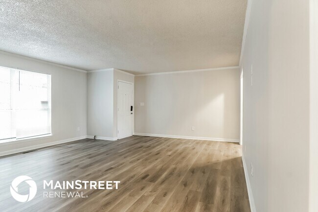 11607 Brown Cir, Woodstock, AL 35188 - photo 5