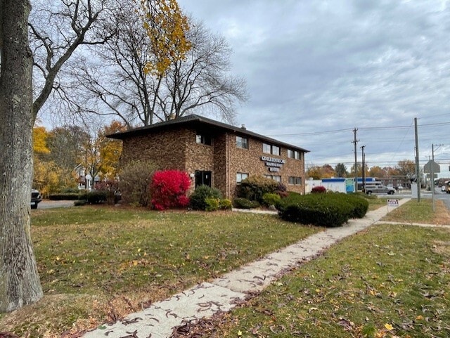 89 East St unit C, Plainville, CT 06062 - photo 2