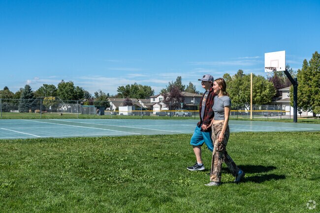 Kirk Park is the perfect park for an afternoon stroll.