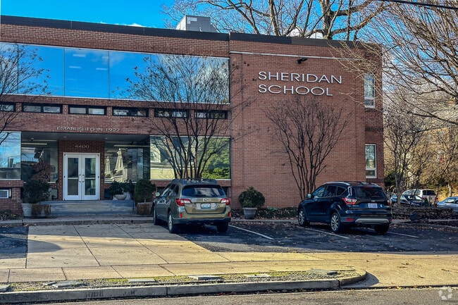 Front entrance to Sheridan School