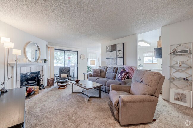 Alameda Unit - 2BR, 1.5BA - 980SF - Livingroom