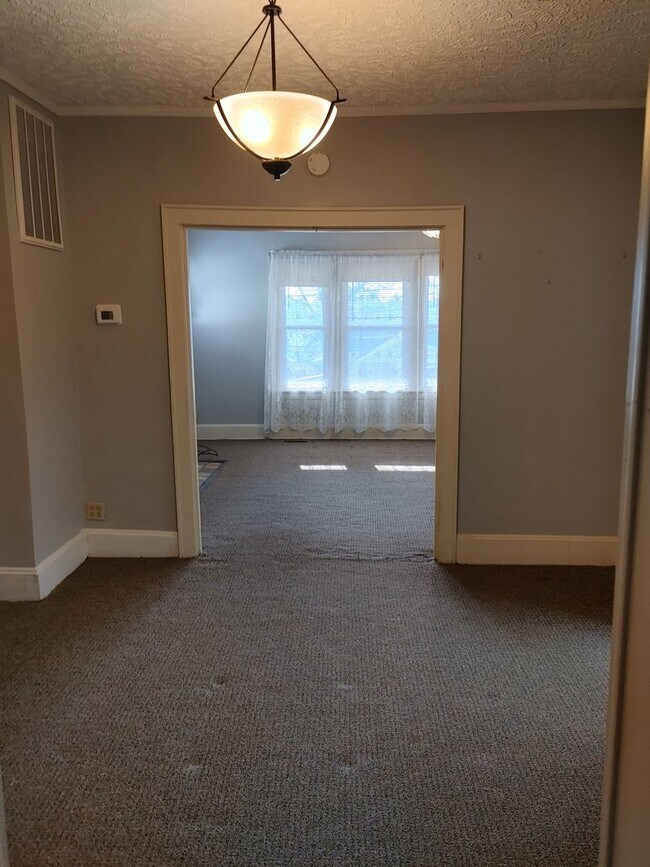 2317 Broad St unit . 1, Parkersburg, WV 26101 - photo 3