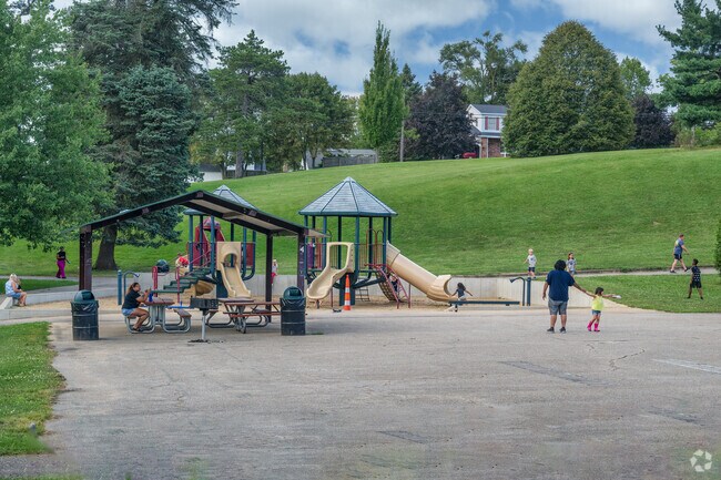 Kindleberge Park is a large community park located near Burke Acres.