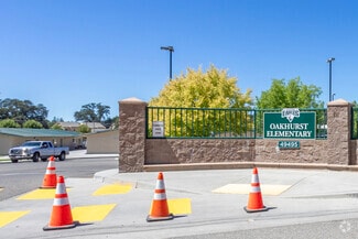 Oakhurst Elementary School