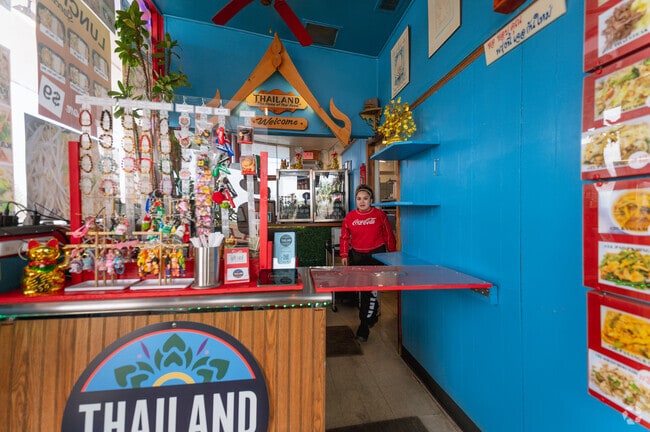 Thailand Thai Food Take Out near Creston offers authentic Thai cuisine.