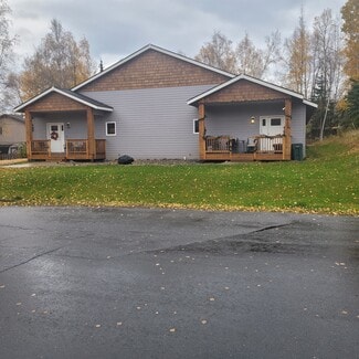 8246 Rovenna St, Anchorage, AK 99518