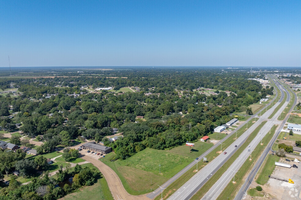 NH_Airview Terrace_557060_P2_FINAL_MF_110424