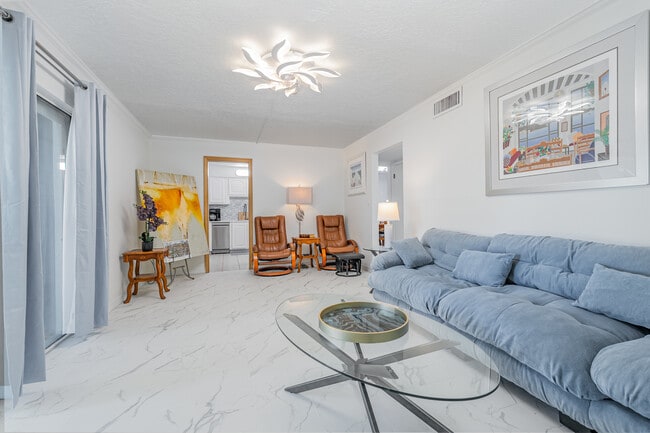 279 S Brevard Ave, Cocoa Beach, FL 32931 - photo 7