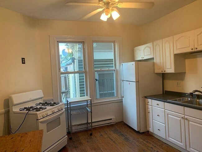 955 Cambridge St unit H11, Cambridge, MA 02141 - photo 3