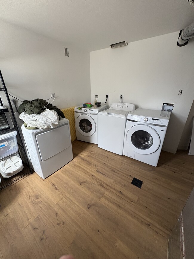 2215 Ames St unit B, Edgewater, CO 80214 - photo 4