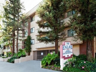 10900 Bluffside Dr, Studio City, CA 91604