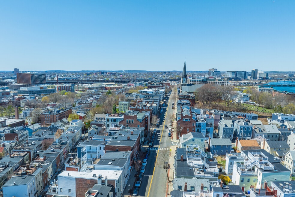 Medford Street-The Neck