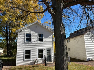 215 W 1st St S, Fulton, NY 13069