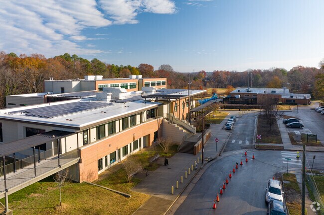 Oak Grove-Bellemeade Elementary School serves local families.