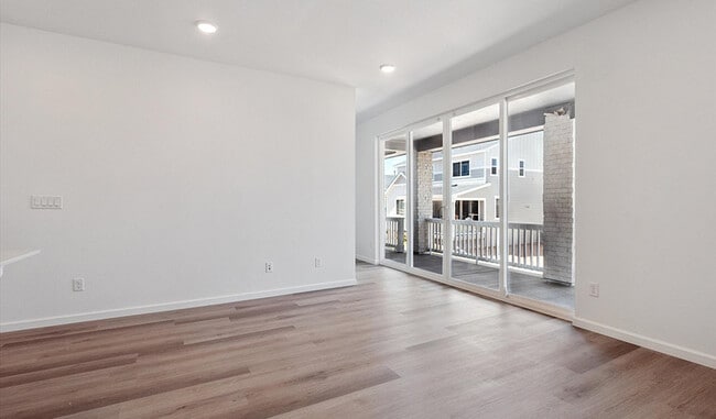 8317 Snake River St, Littleton, CO 80125 - photo 6