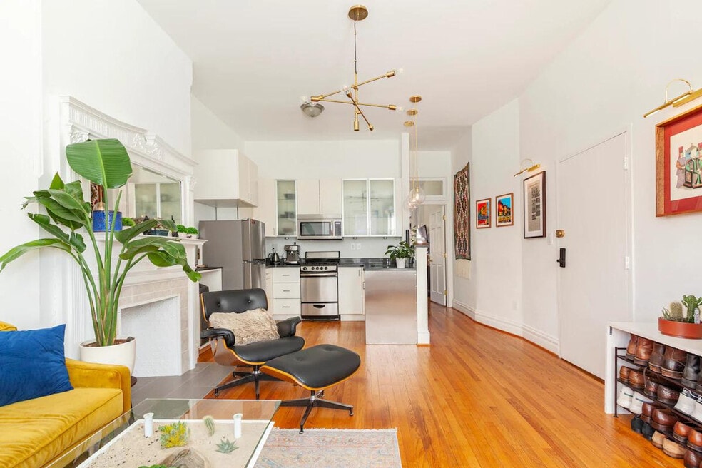 1709 New Hampshire Ave NW unit ID1353334P, Washington, DC 20009 - photo 1