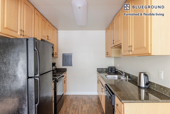 234 Escuela Ave unit FL1-ID2019, Mountain View, CA 94040 - photo 7