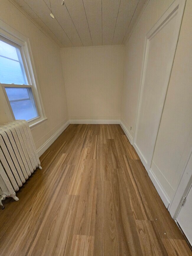 2636 5th Ave unit 2, Troy, NY 12180 - photo 3