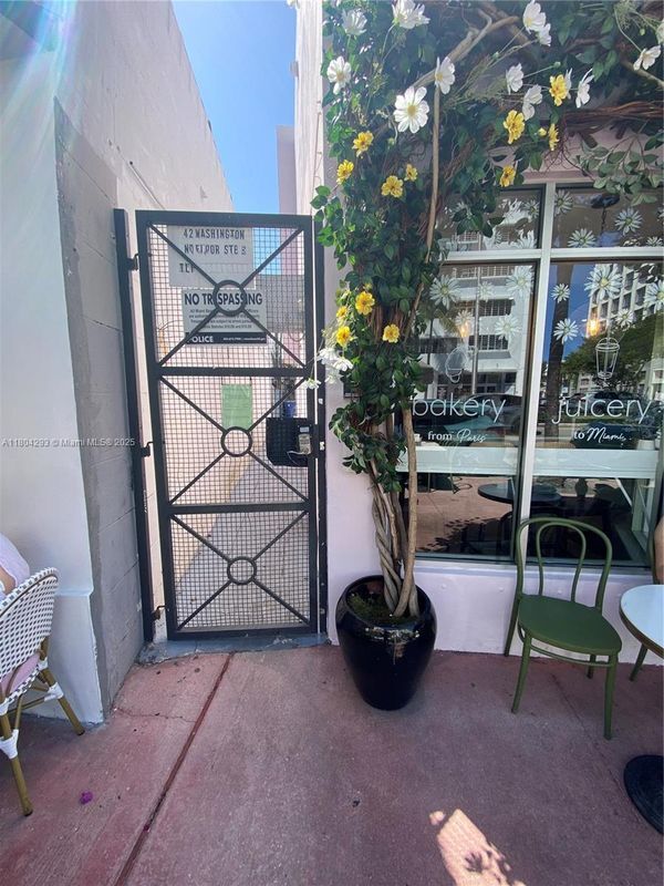 540 Washington Ave, Miami Beach, FL 33139