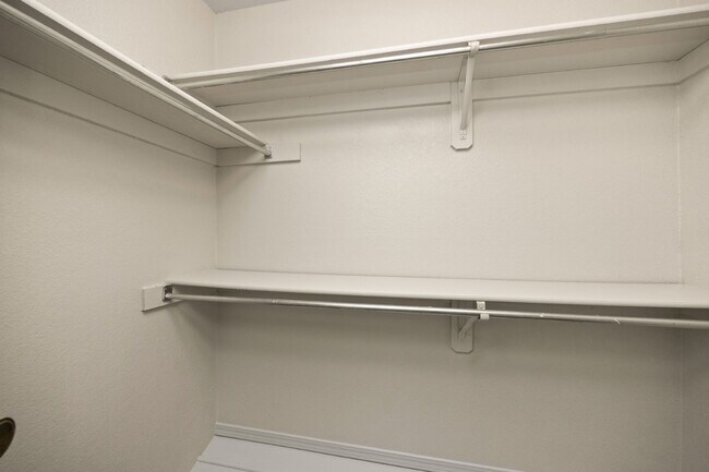 Jordan (Classic) - 2 Bed / 2 Bath - 1,000 Sq.Ft.