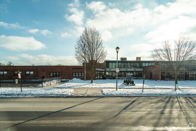 Jefferson Elementary School has 374 students enrolled in grades K-5th.