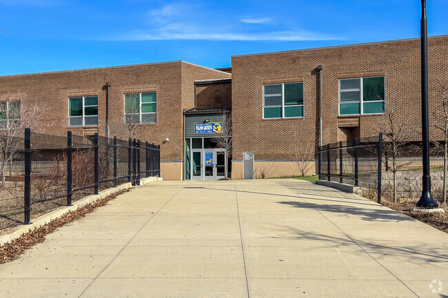 Thomas Jefferson Middle School entrance
