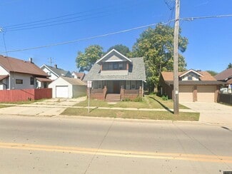 1312 75th St, Kenosha, WI 53143