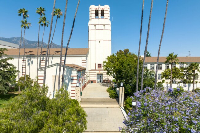 Charles W. Eliot Arts Magnet Academy has an overall C rating from Niche.