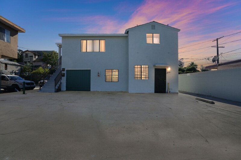 4710 St Elmo Dr unit 4710.5, Los Angeles, CA 90019 - photo 1