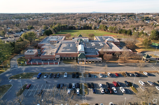 Roberto Clemente Middle School serves students of Montgomery County.
