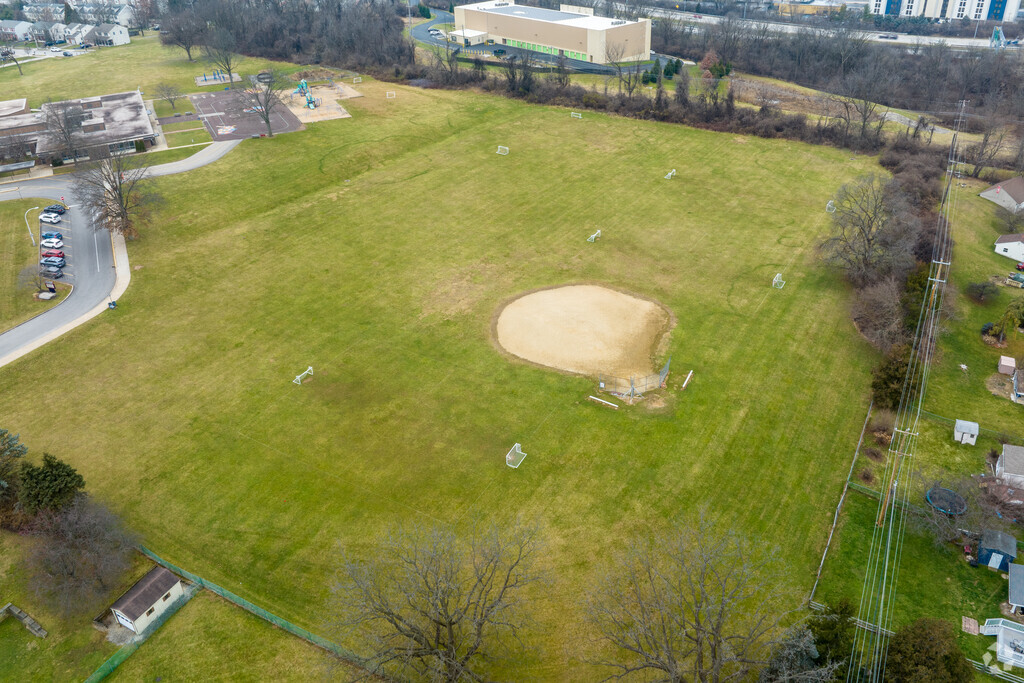 Ridge Park elementary has its own baseball field, perfect for practice.