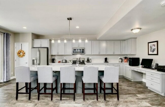 21952 E Layton Dr, Aurora, CO 80015 - photo 5