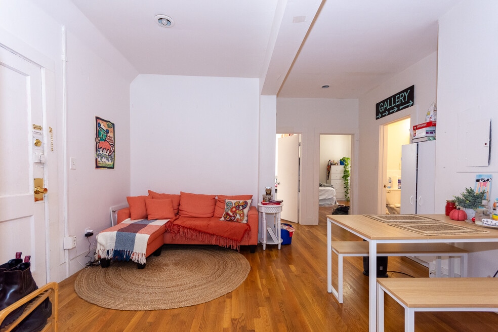 56 Brighton Ave unit 3R, Allston, MA 02134 - photo 1