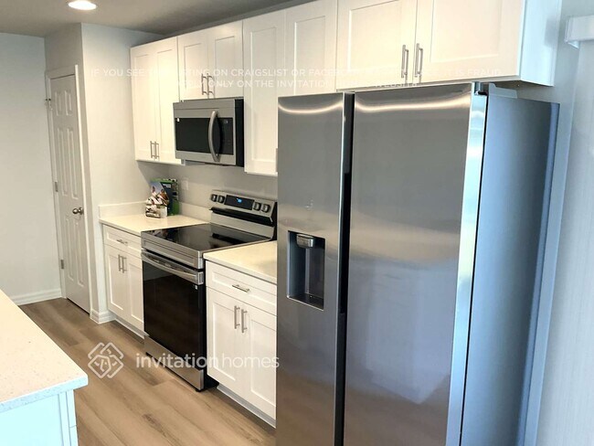 813 New Zealand Ave NW, Palm Bay, FL 32907 - photo 5