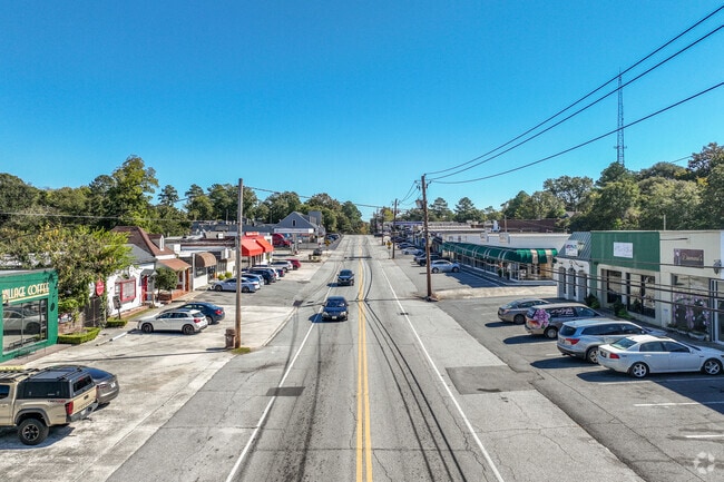 Ingleside Historic District is home to Ingleside Historic Village, a shopping strip.